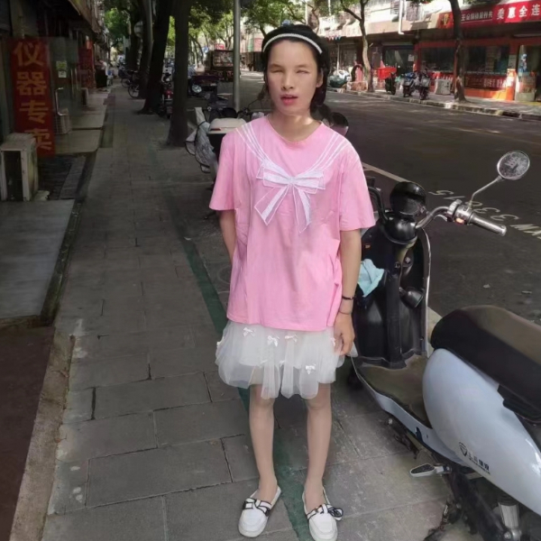 上海26岁单身美女真诚找对象-崇左相亲网