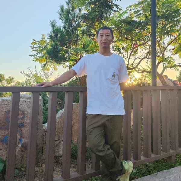 47岁岁辽宁单身帅哥 - 崇左吉缘网